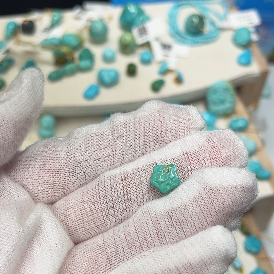 水****绿松石未镶嵌珠宝半成品