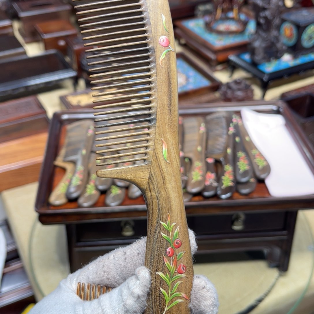 紫檀木类成套家具