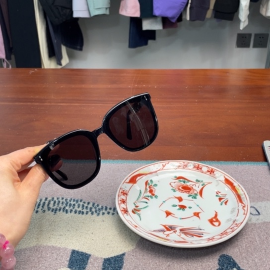 瓷片320。。。。。。。。。。。。。。。