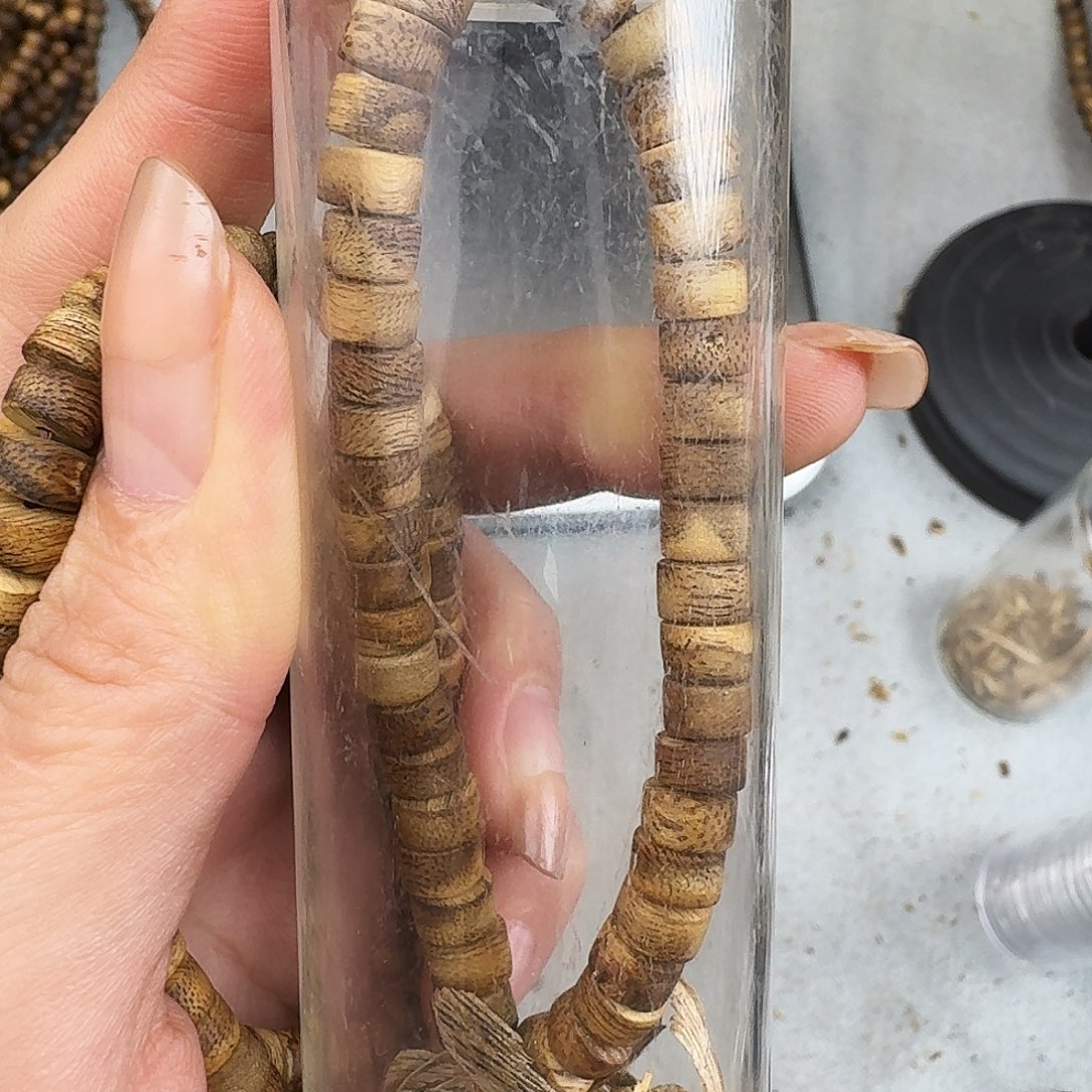 沉香沉香碎屑静静沉香海南07片多样性发一