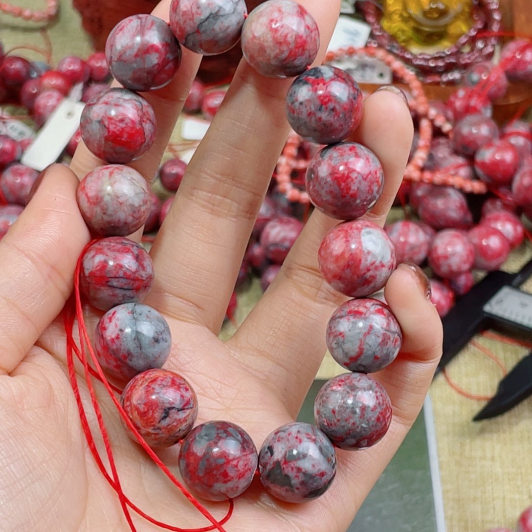 中***民天然辰砂天然原石手串