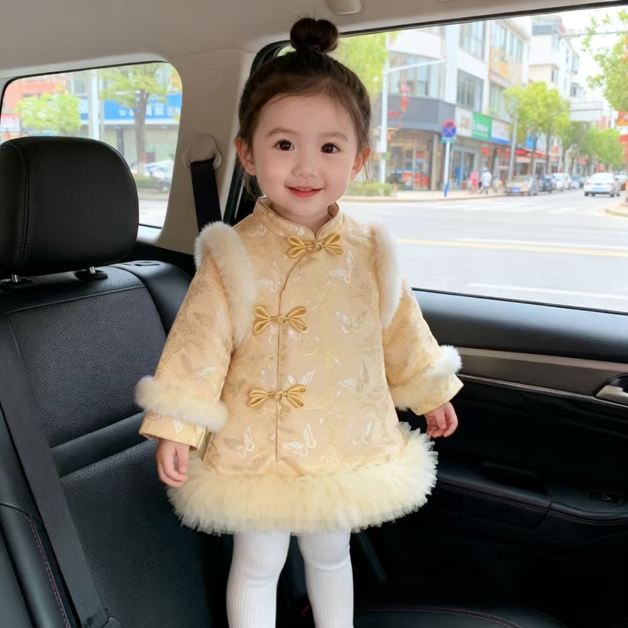 汉服女童冬季冬装加绒中国新年旗袍新款儿童宝宝过年加厚拜年唐装