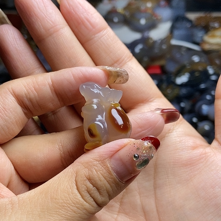 玛瑙/玉髓颈饰未镶嵌p***o