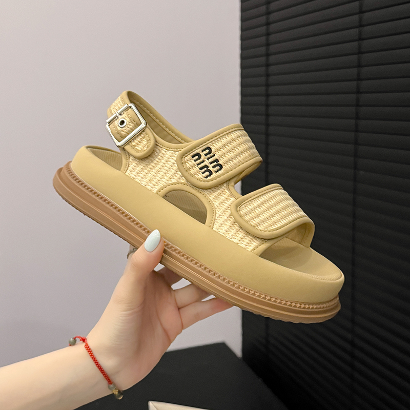 小众厚底松糕凉鞋女夏季新款百搭学院风魔术贴藤编软底休闲凉鞋