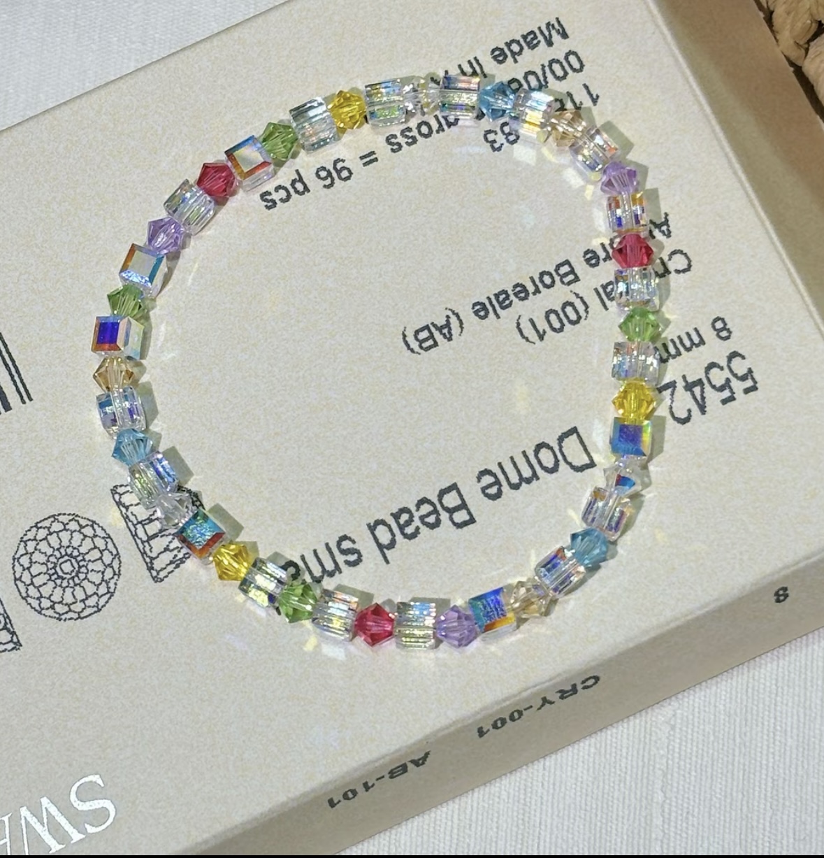 仿水晶手链 彩虹方糖简约朋克风轻奢少女风金色饰品个性简约风