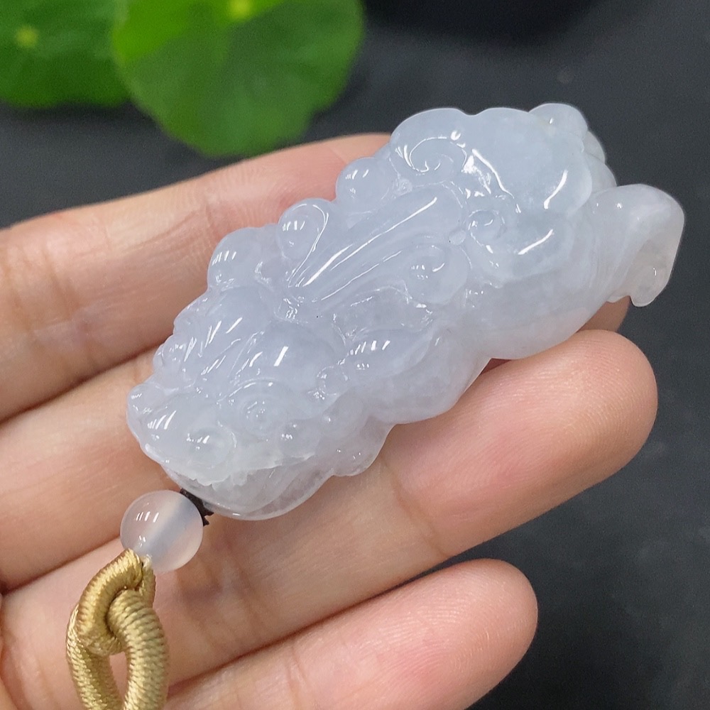 翡翠貔貅吊坠天然缅甸A货糯冰种胶润招财金钱貔貅保真带证书