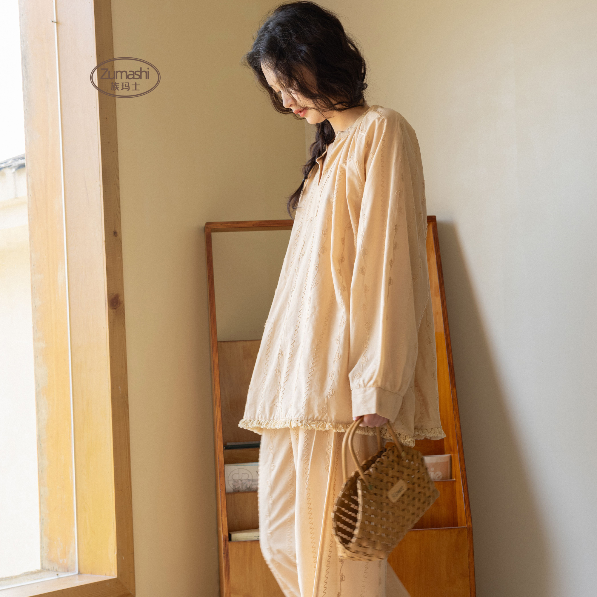 族玛士纯棉睡衣女士2025新款春秋季长袖刺绣复古可外穿家居服套装