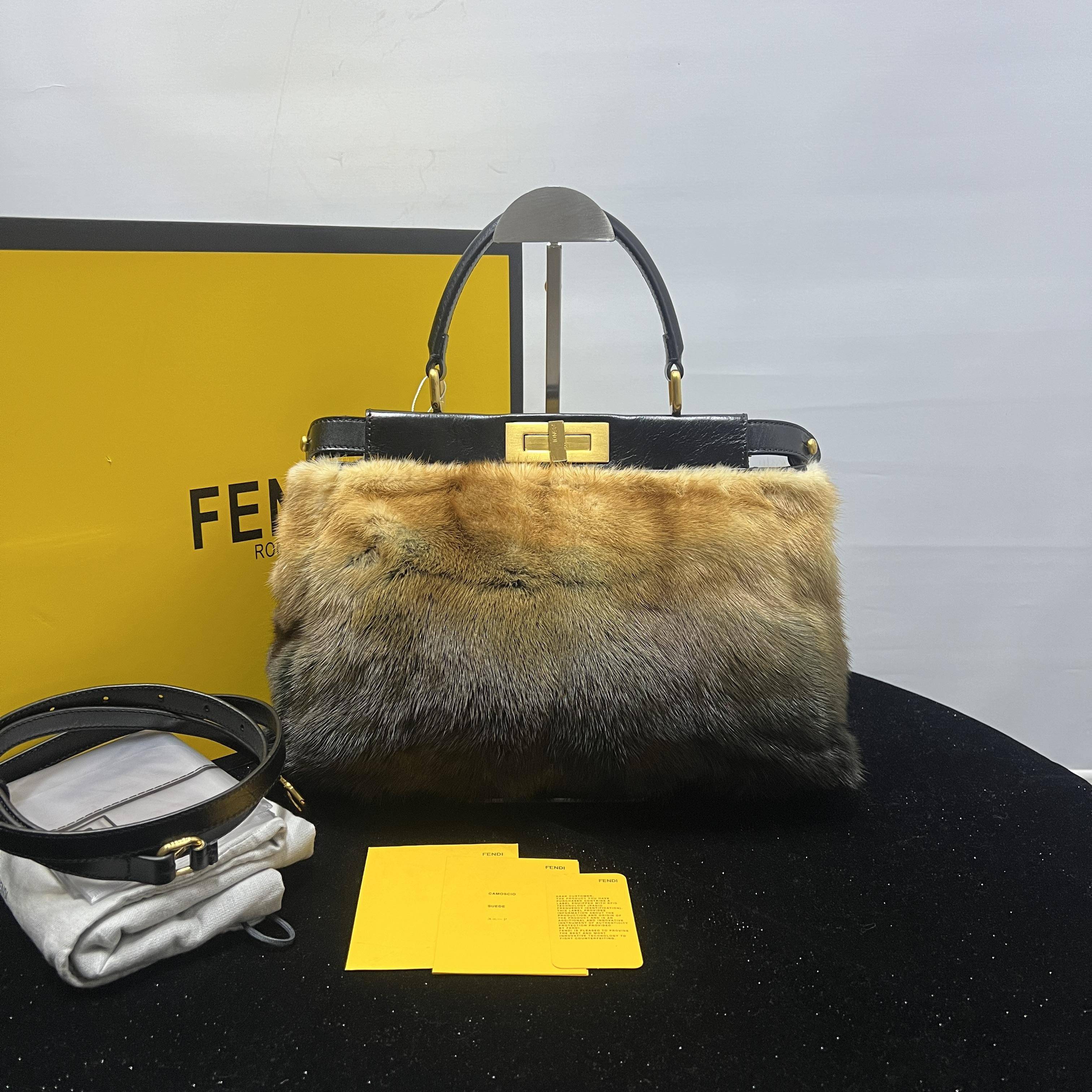 胖虎熙少/芬迪/95新/公价0/箱包/两用包/31T2501300011