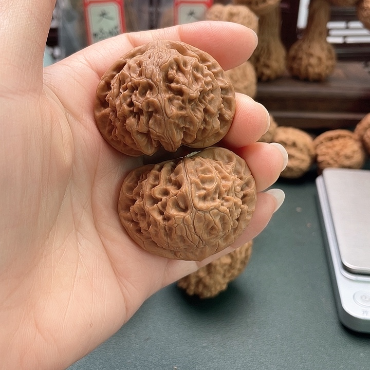 文玩核桃吊坠42宫灯