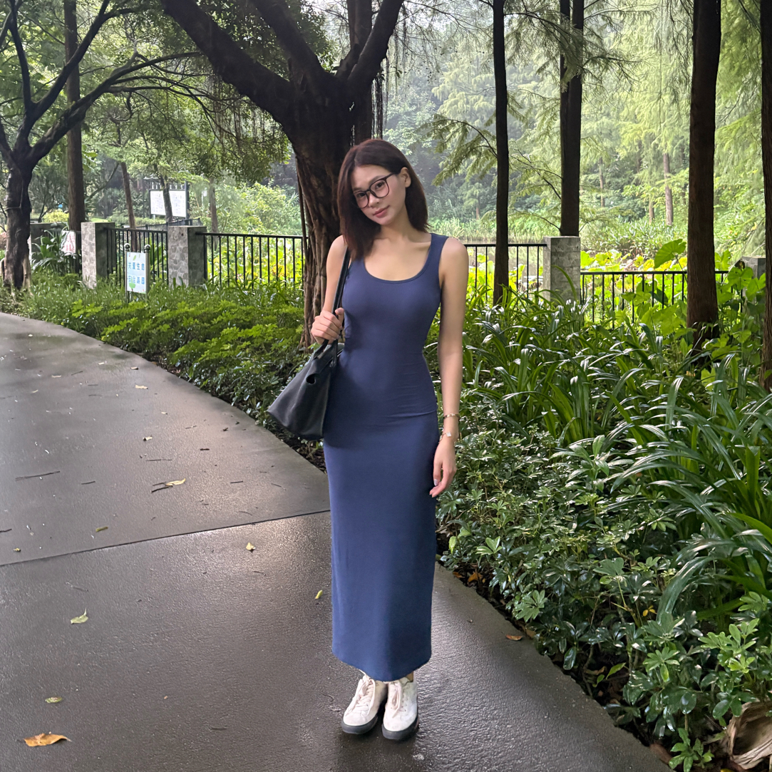 陈椿儿   性感纯欲风辣妹收腰显瘦长款连衣裙修身