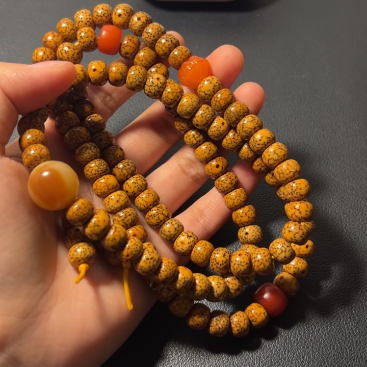 摩***師啦咯啦咯啦咯啦咯啦