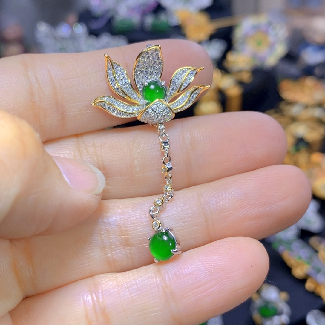 翡翠耳钉银S925镶嵌天然翡翠