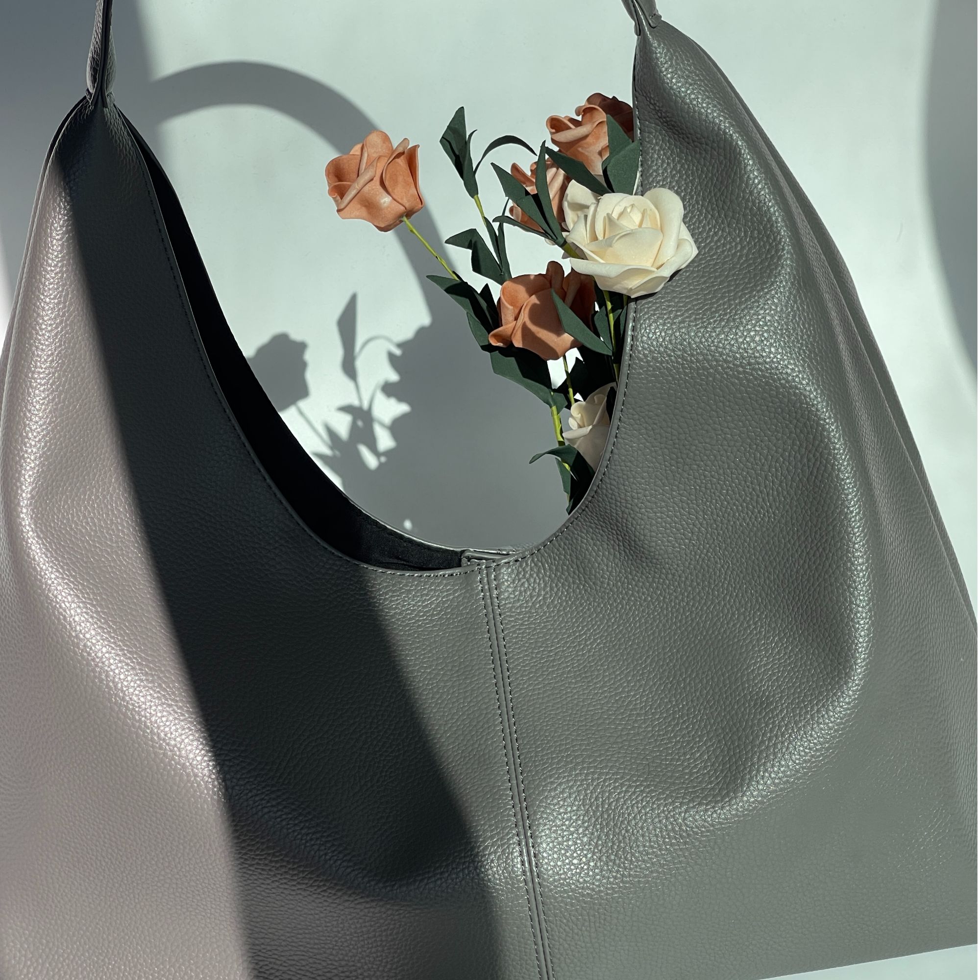 软包单肩托特大容量时尚百搭简约轻奢