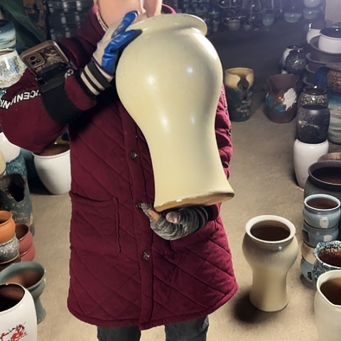 口21高38瑕疵盆子。