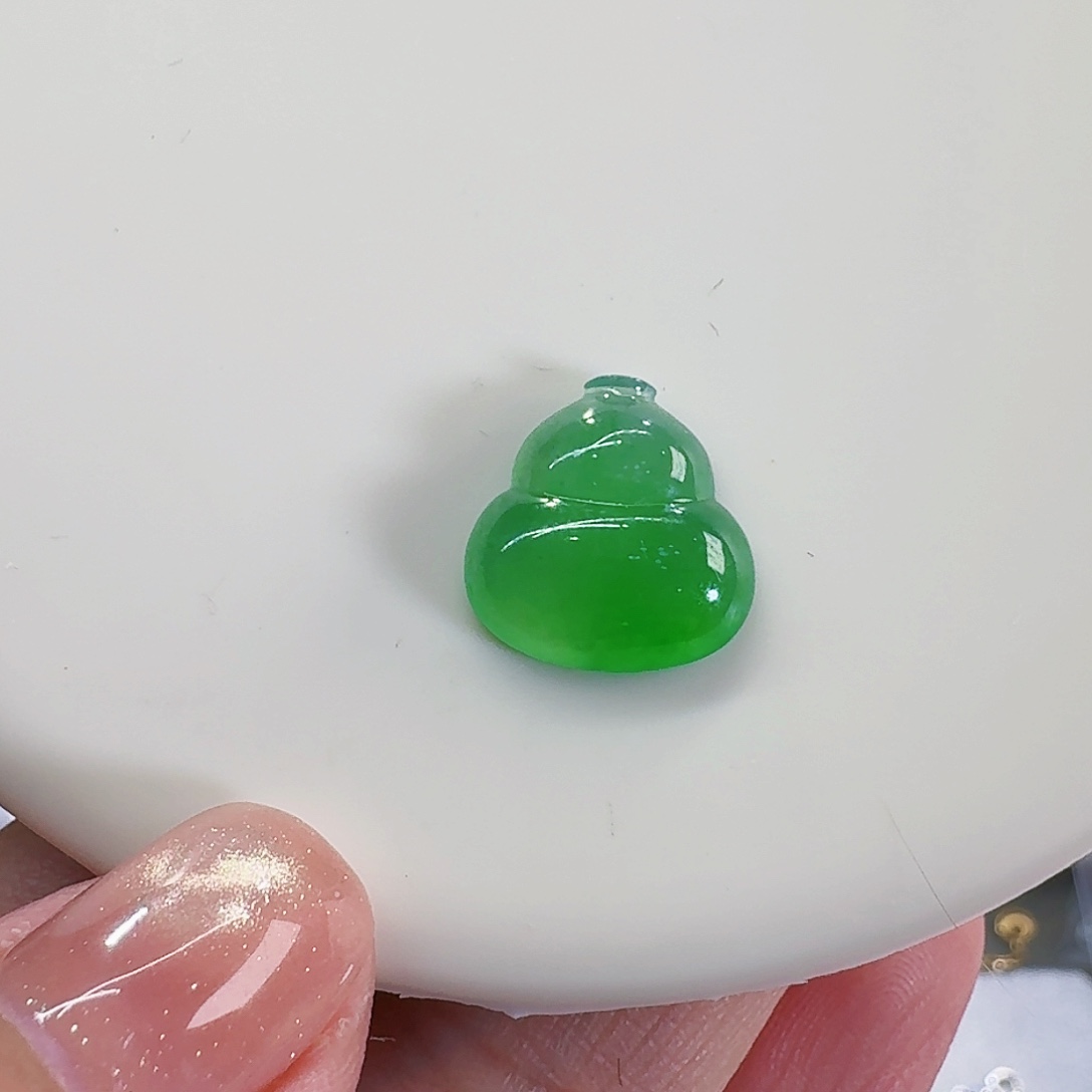 翡翠颈饰未镶嵌裸石