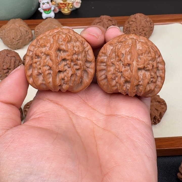 小***z文玩核桃把件全品白狮子42