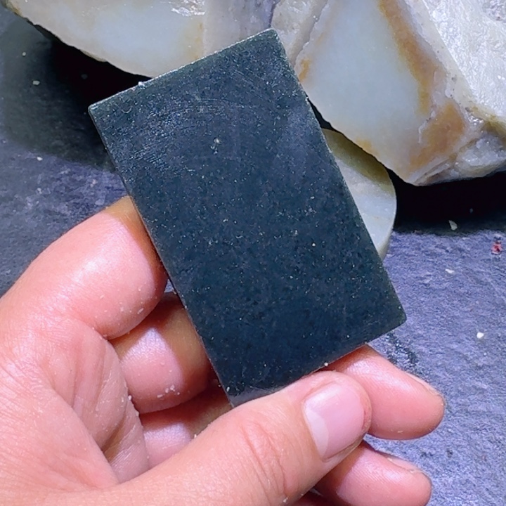 和田玉未镶嵌珠宝半成品