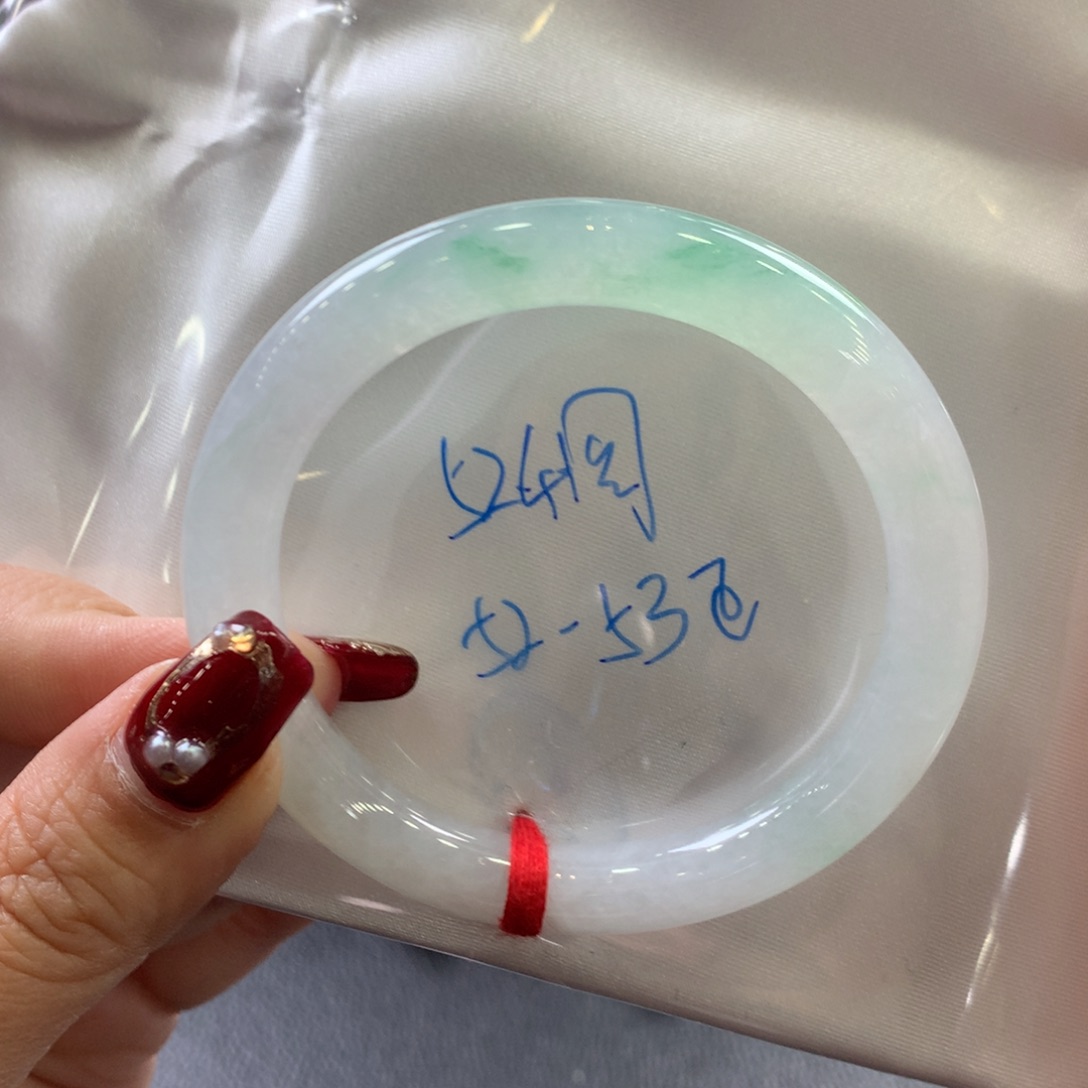 翡翠手镯未镶嵌52.4圆条