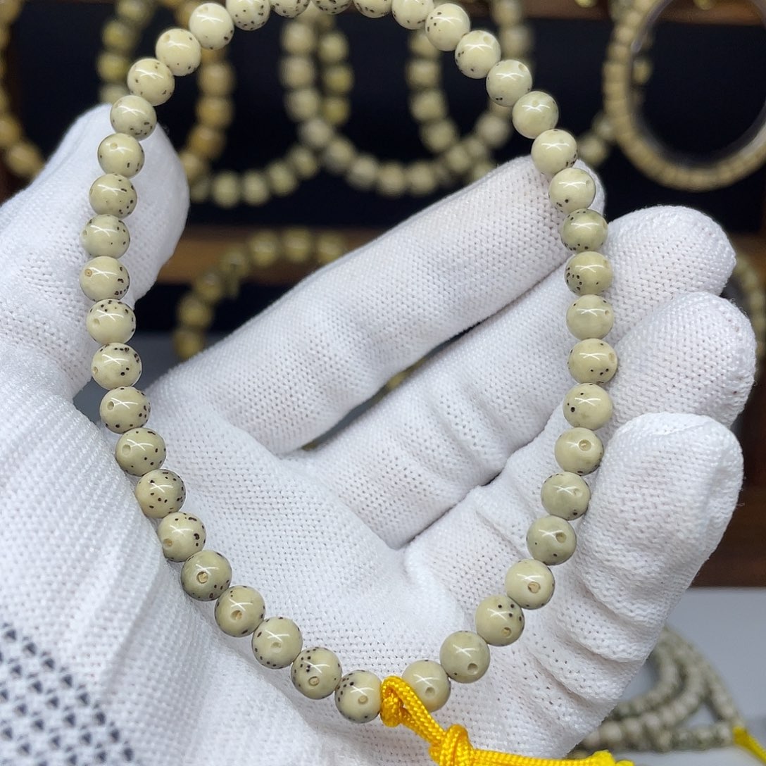 F***Y吊坠星月菩提6圆珠，通体