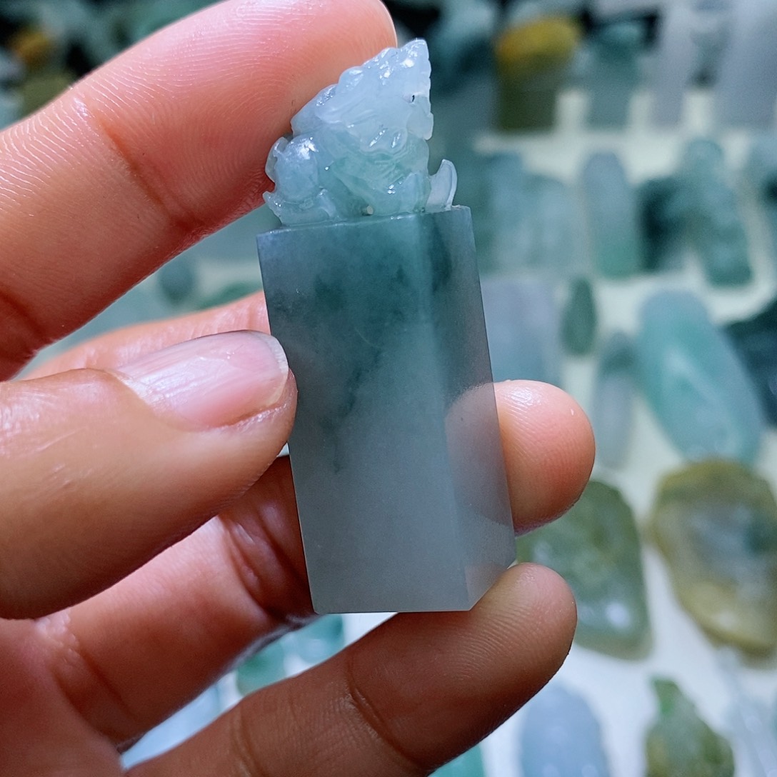 定制翡翠未镶嵌毛货