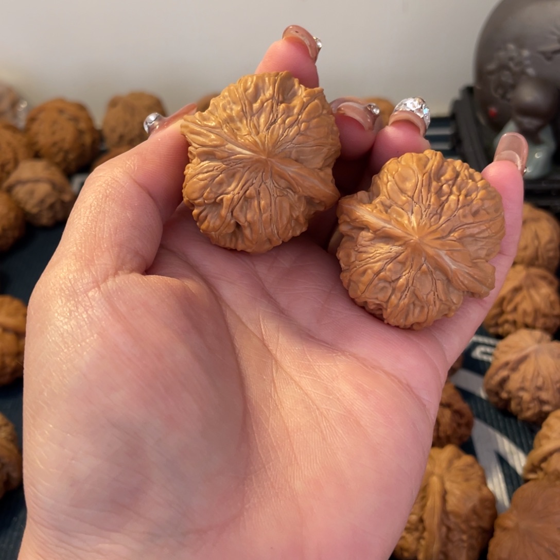 文玩核桃吊坠芭蕉扇40