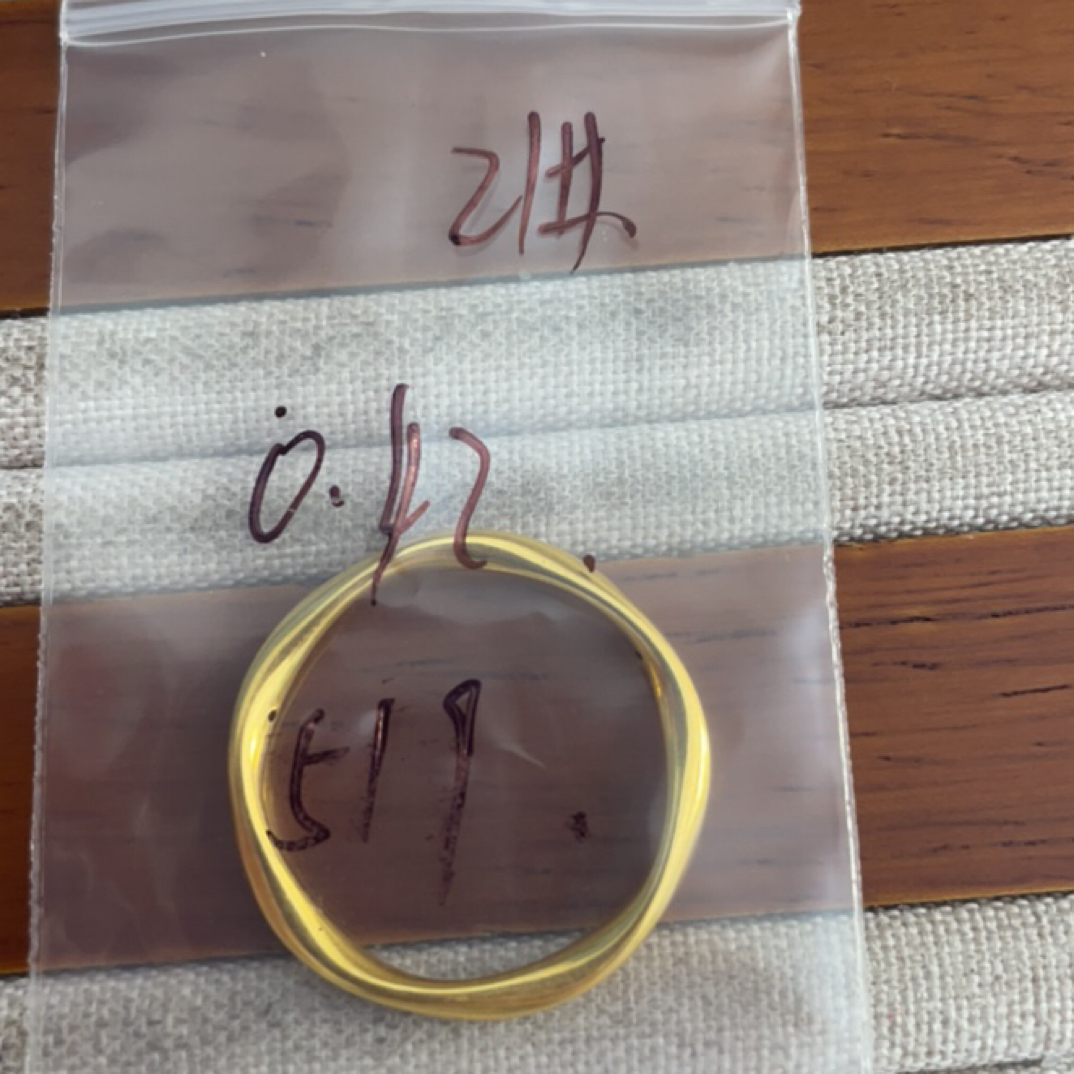 克重0.42 21号 莫比戒指 足金999