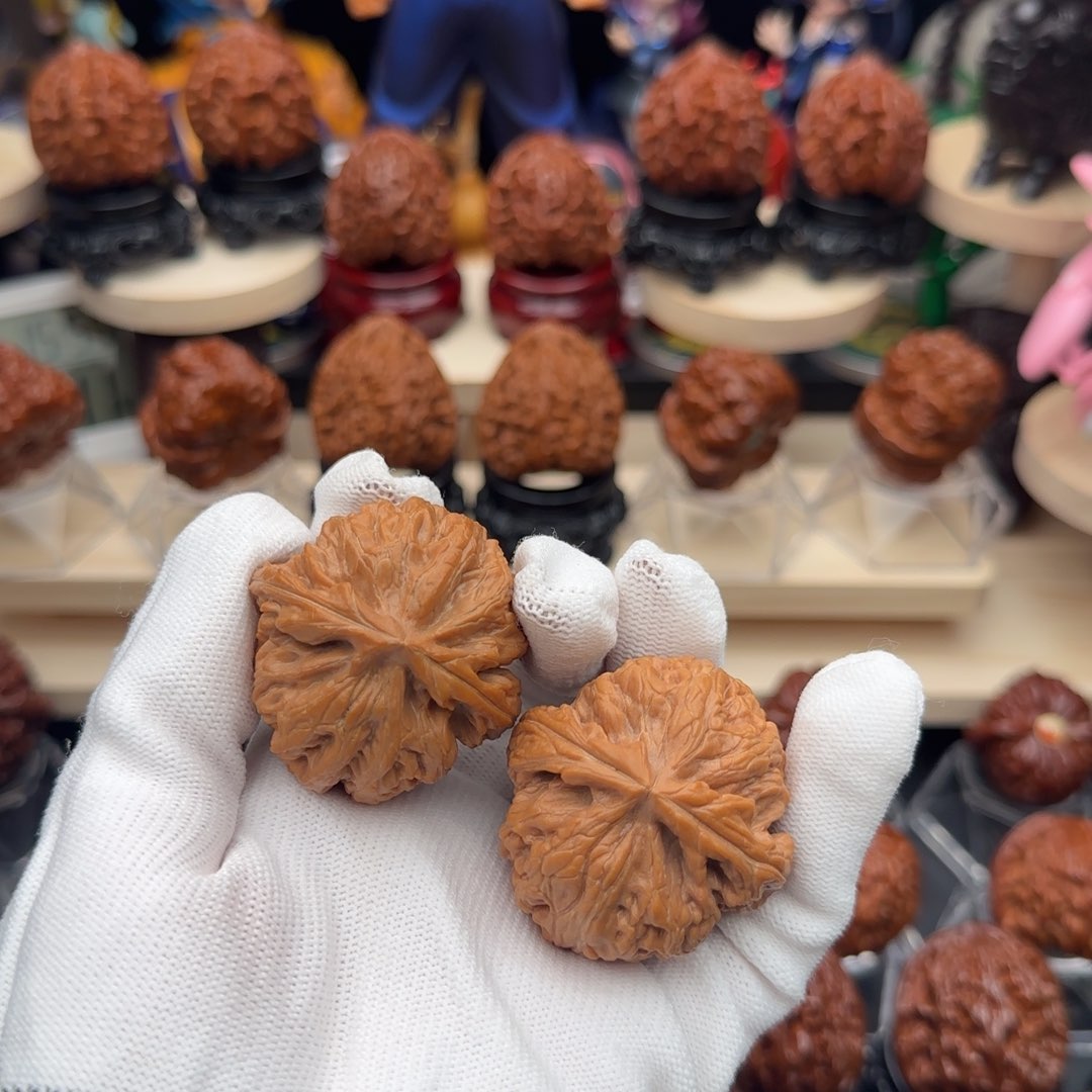 文玩核桃吊坠42全品红锦里