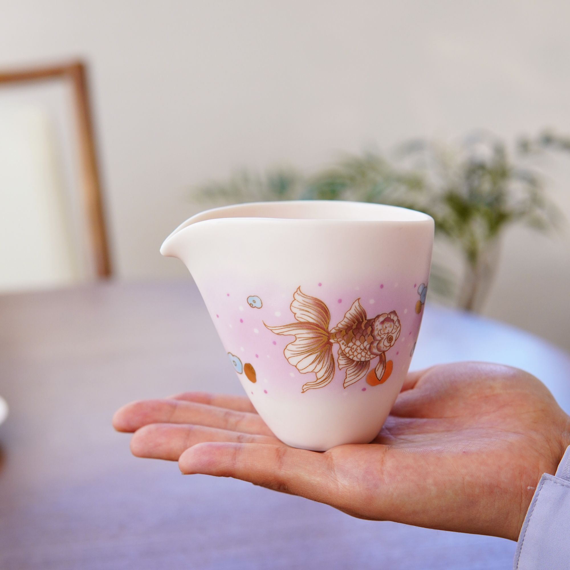 亘古粉汝年年有鱼家用公道杯茶具茶器茶水分茶器高档陶瓷描金茶道