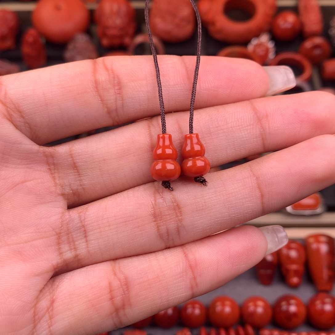 两***生南红玛瑙未镶嵌葫芦对珠7