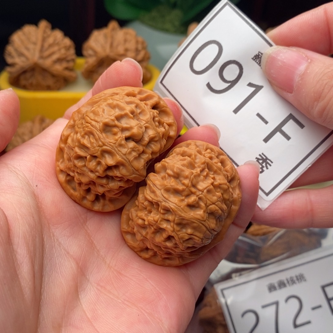 文玩核桃把件宫灯41