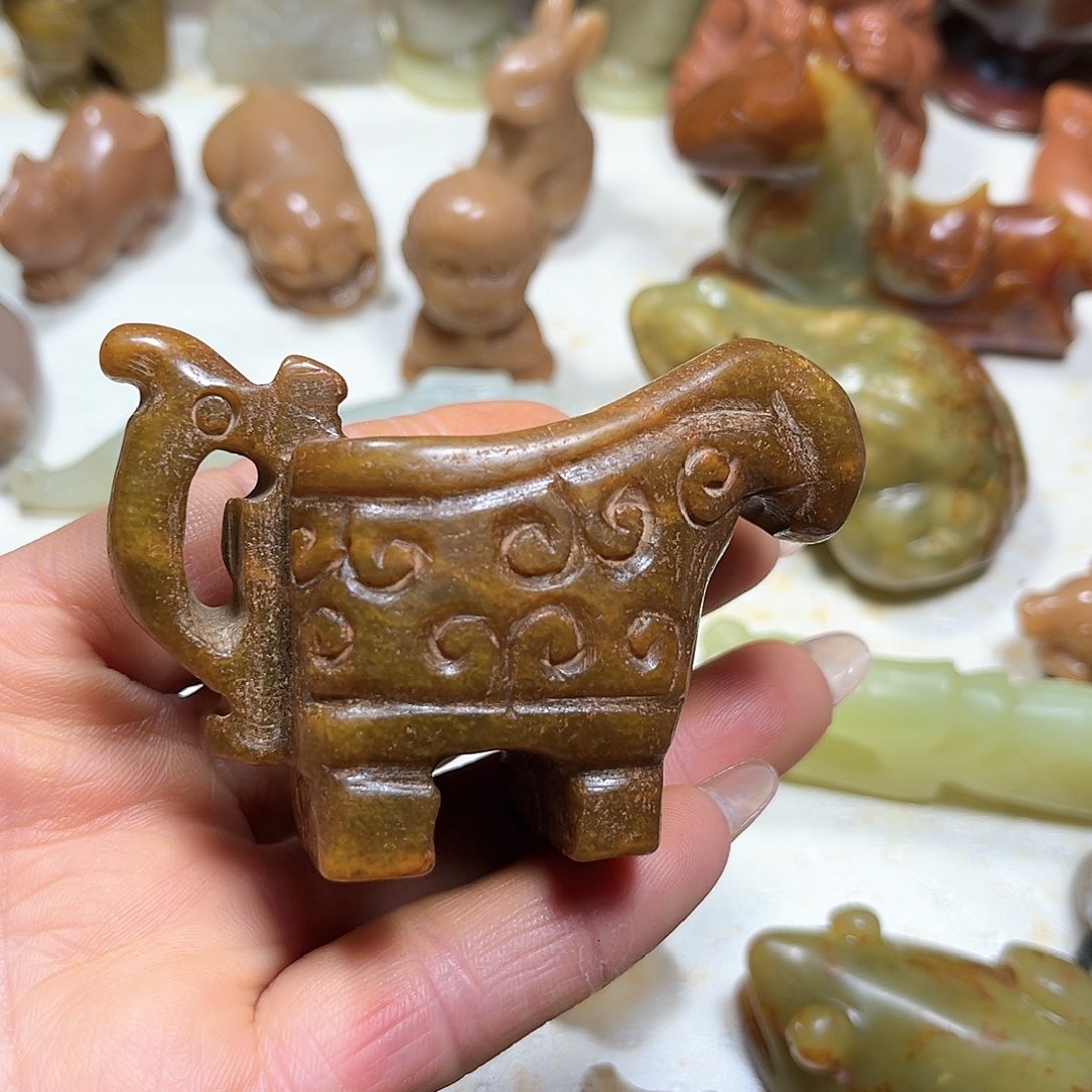 白玉菩提吊坠白玉菩提吊坠