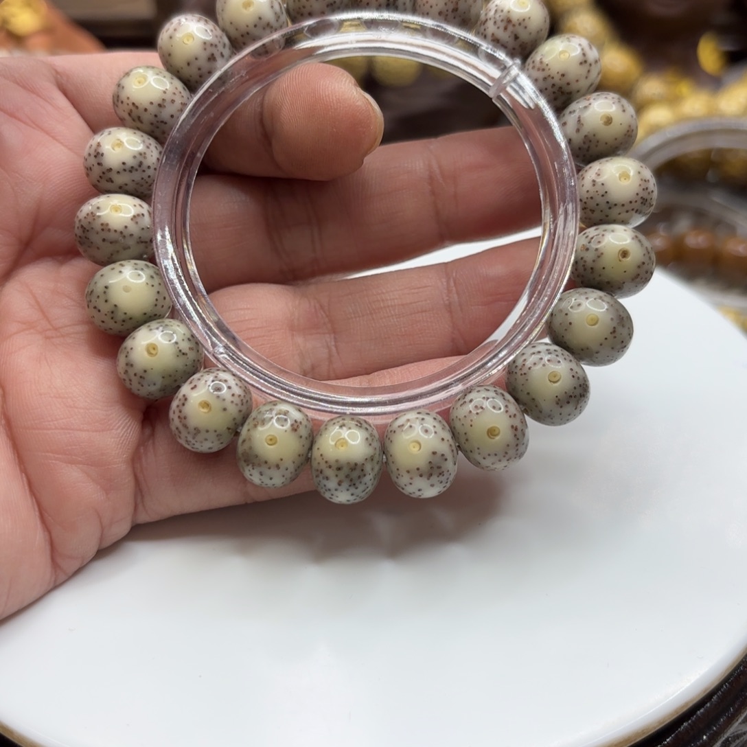 星月菩提手串里***512.9.5大苹果