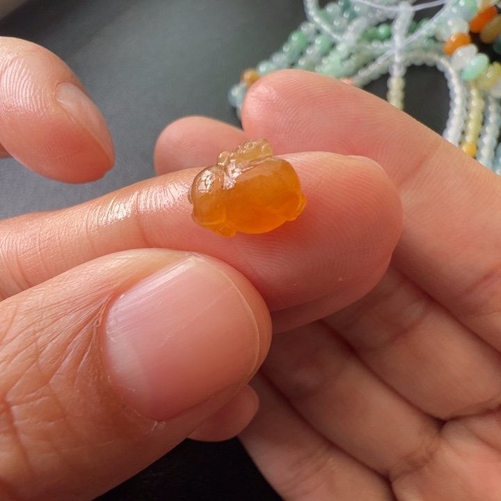 定制翡翠未镶嵌唐马