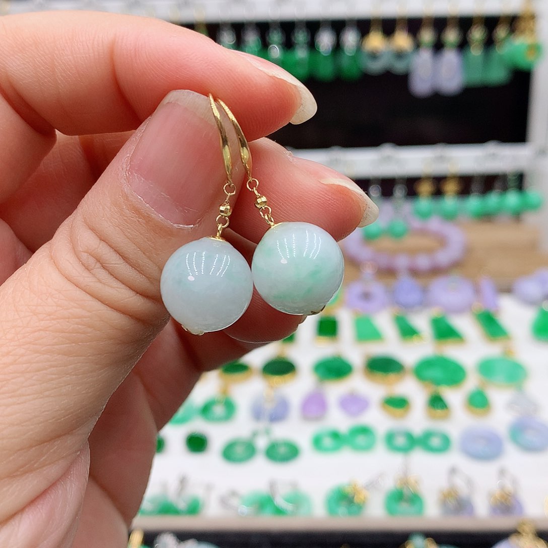 翡翠耳饰18K金镶嵌的