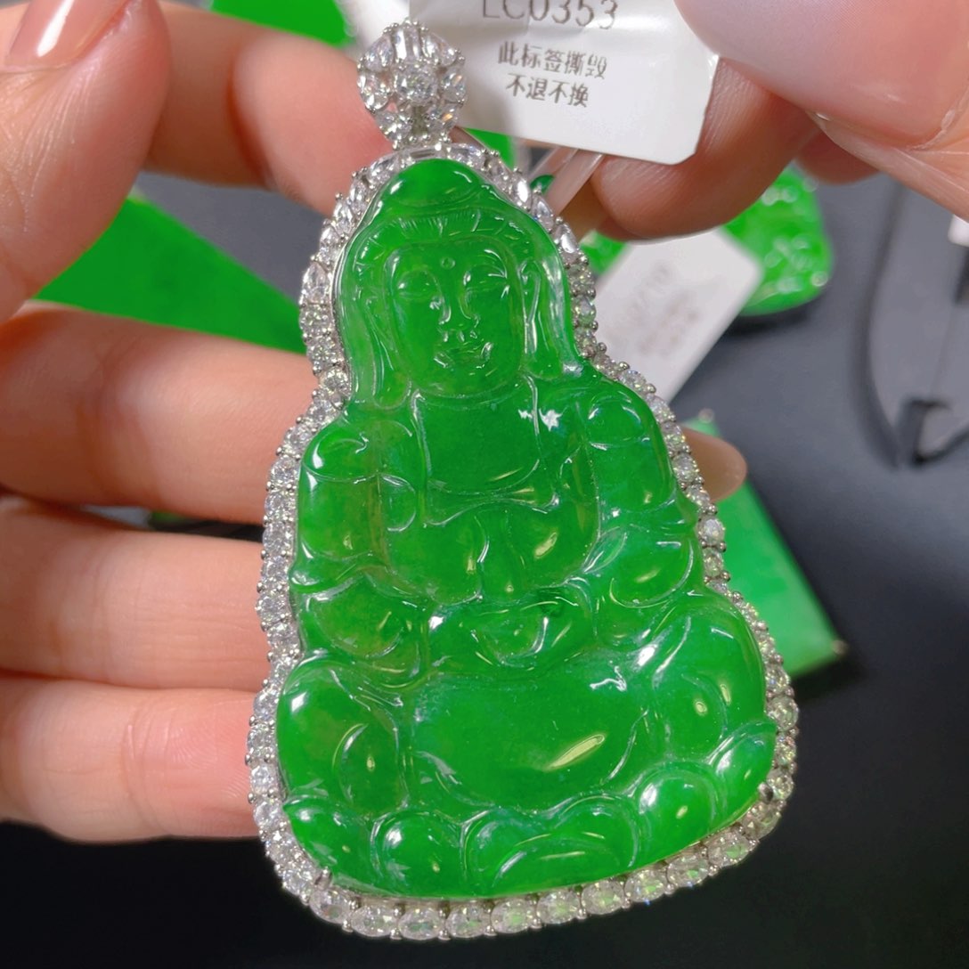 【闪购商品】颈饰银S925镶嵌翡翠翡翠