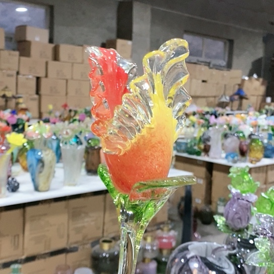 琉璃花瓶高41厘米宽9厘米