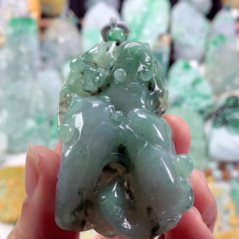 【闪购商品】翡翠吊坠(不含链)未镶嵌