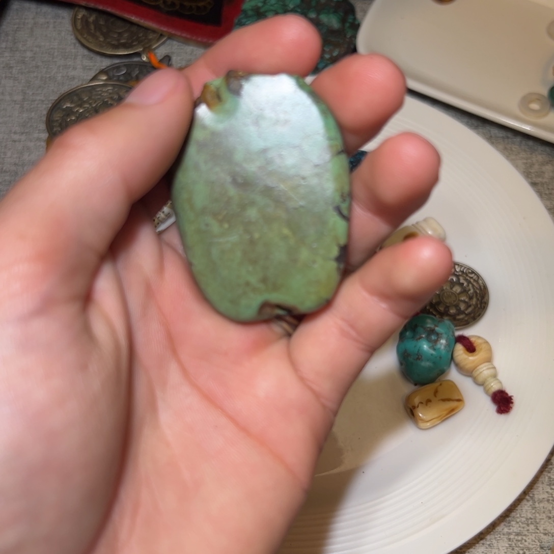 玻璃颈饰哈哈哈哈