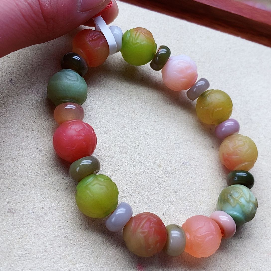 玛瑙手饰未镶嵌盐源007