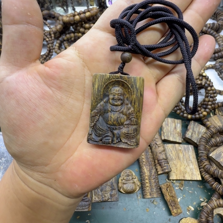 雯***g沉香沉香碎屑奇楠沉香原材料定制雕刻弥勒佛1个