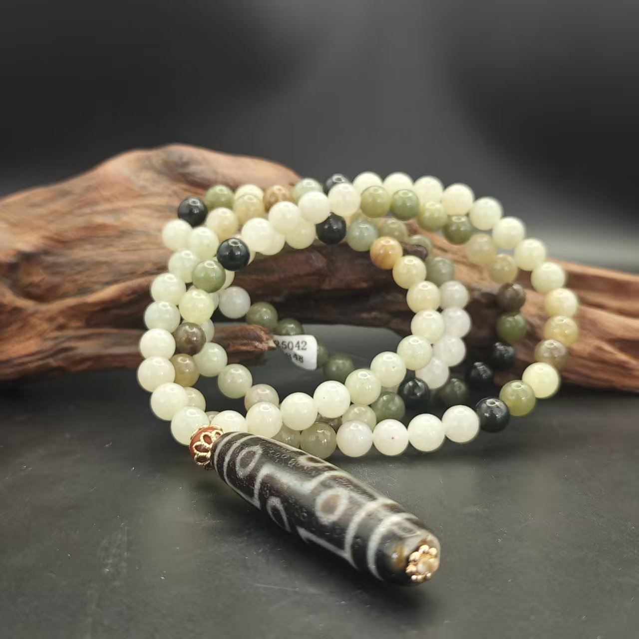 Q和田玉多宝圆珠项链（卡8）0931