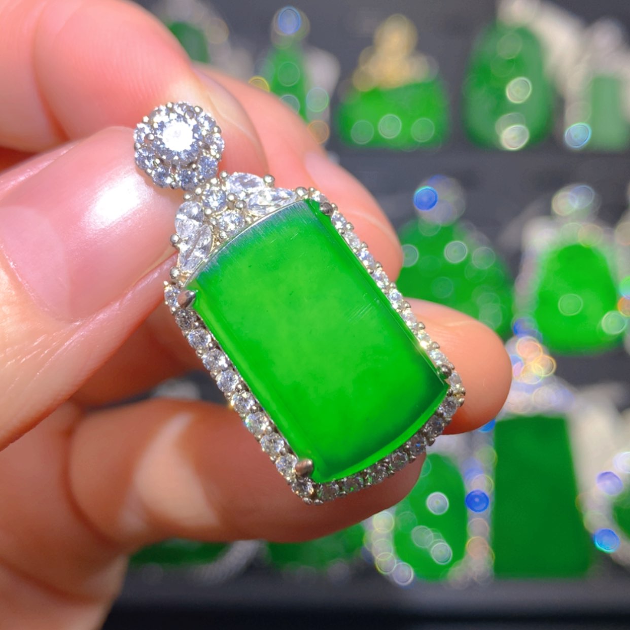 【闪购商品】翡翠吊坠(不含链)银S925镶嵌