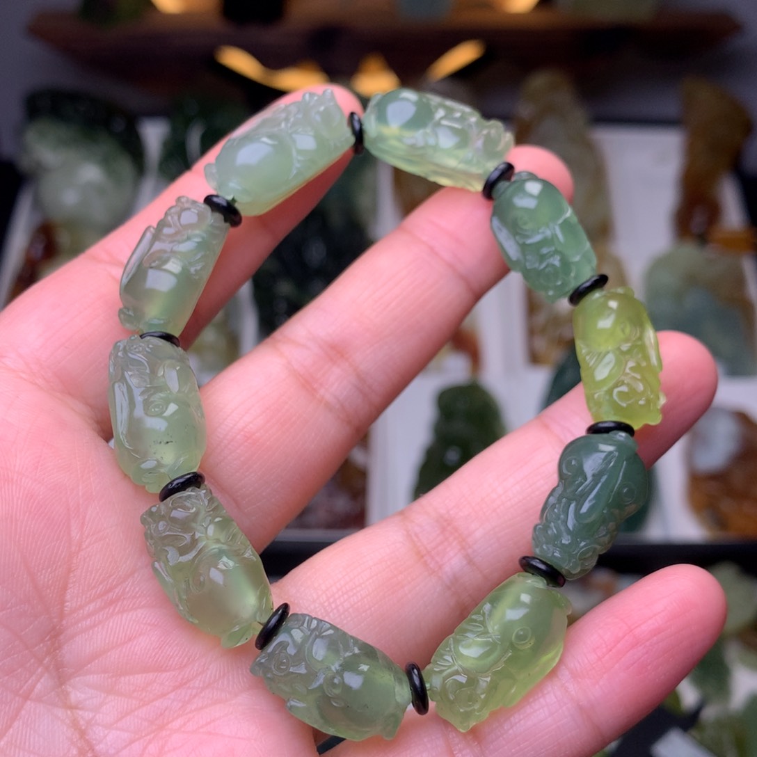 岫玉岫玉手串貔貅未镶嵌