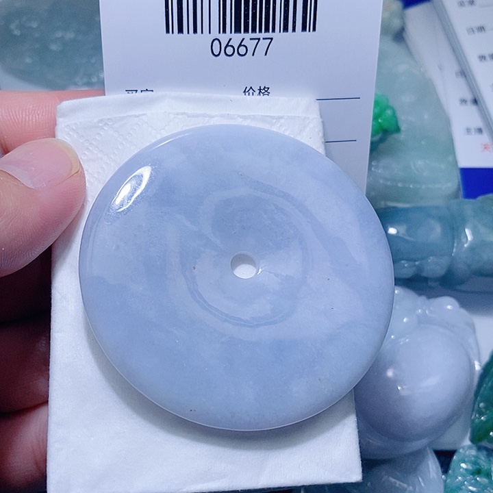 翡翠未镶嵌颈饰天光墟翡翠市场现金代购