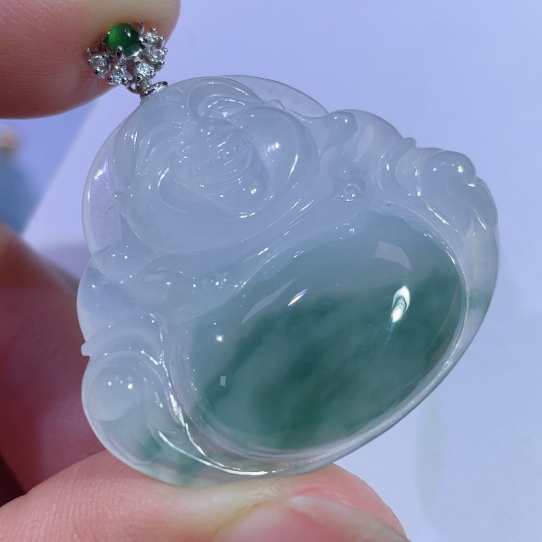 翡翠颈饰18K金镶嵌佛公