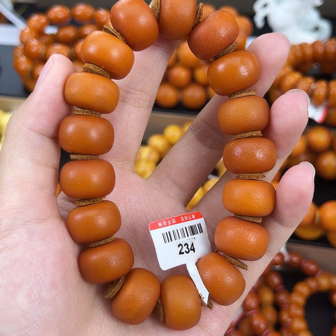 琥珀颈饰未镶嵌蜜蜡