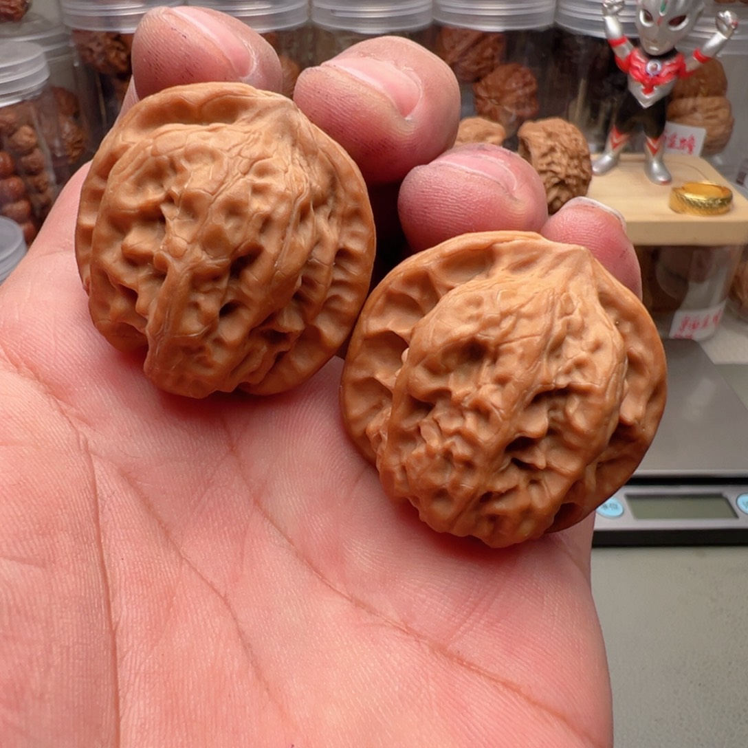 把件文玩核桃37尺磐石