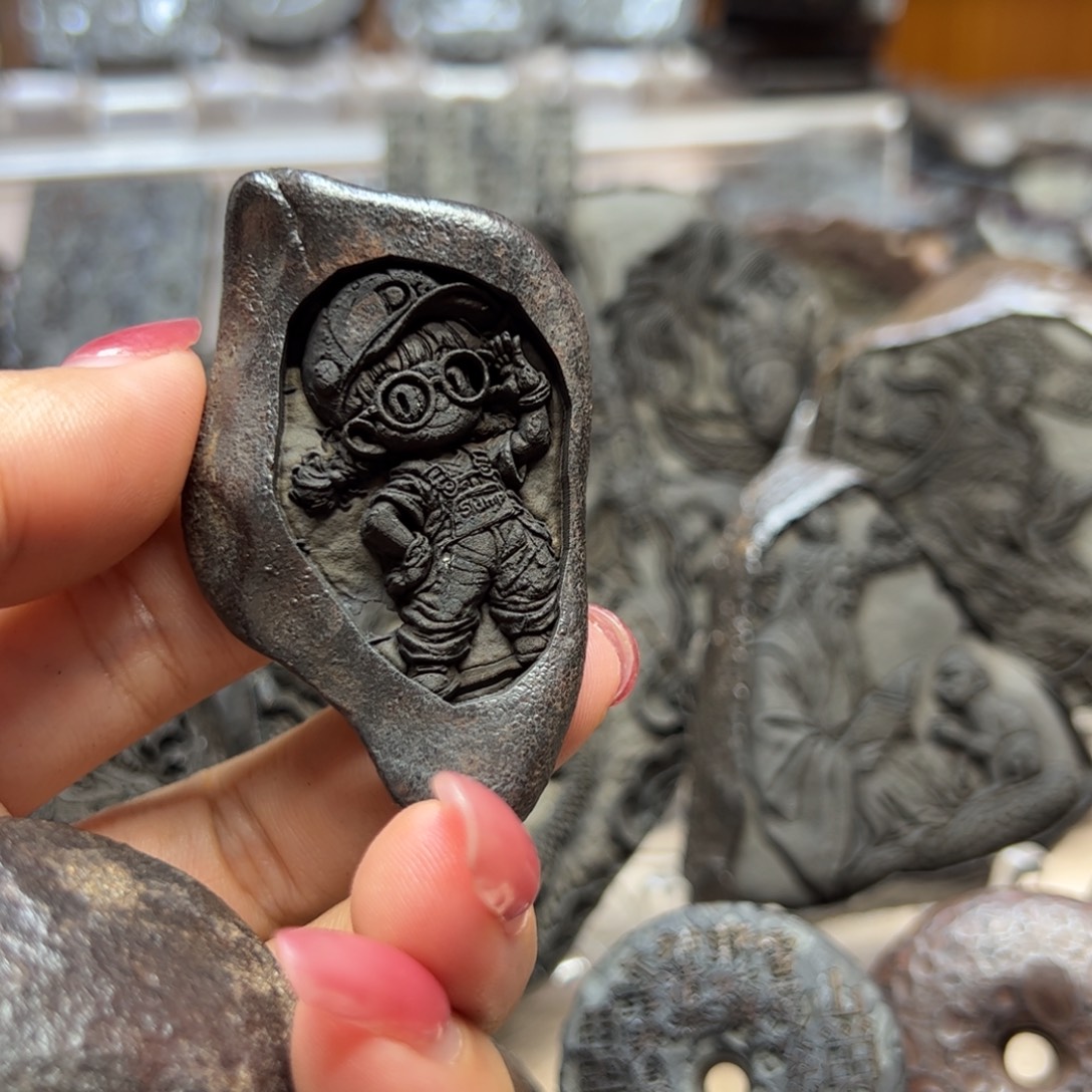 z***r小石头哈哈哈哈哈哈哈