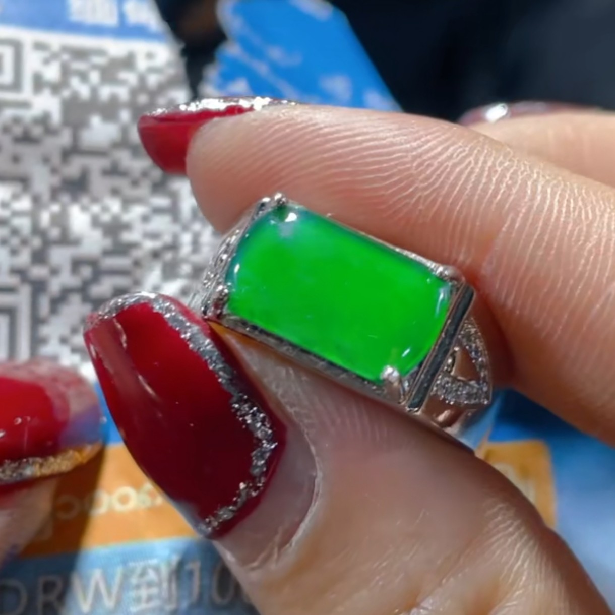 天然A货翡翠假一罚四（多样性发货拍一发一）