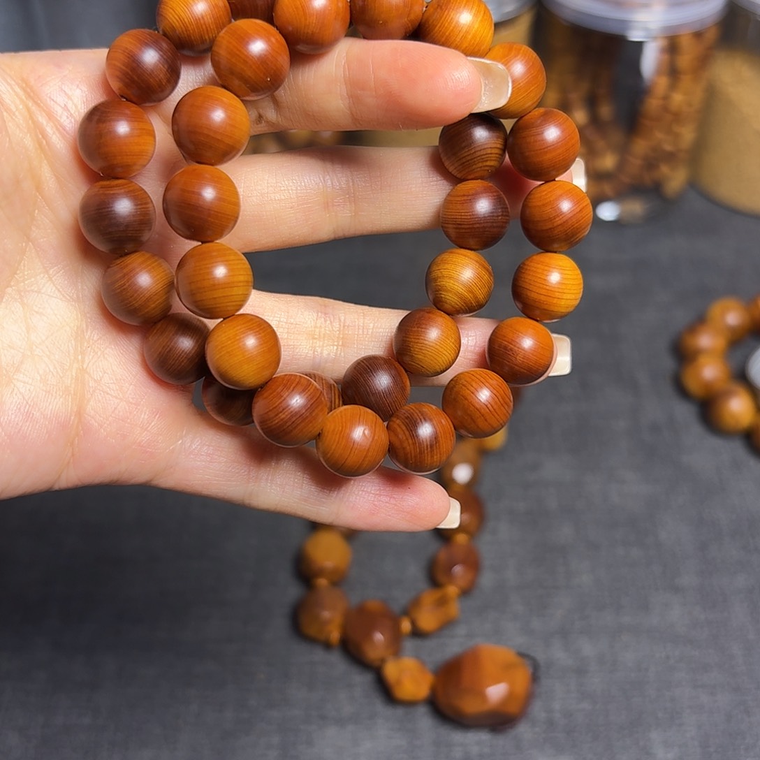 柏木（崖柏）1.2黑油两串